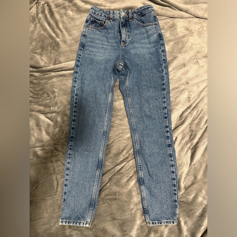 BDG mom jeans W25/L32